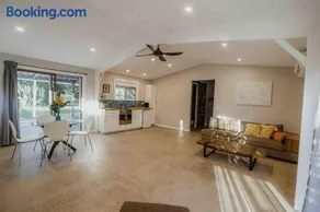 Kookaburra Cottage - Image 3
