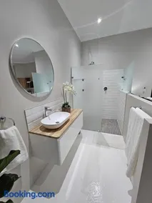 Levinia Cottage - Image 1