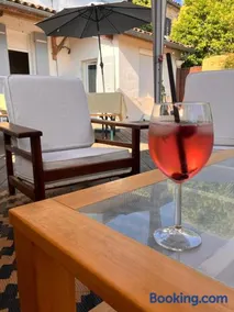 Amis Wine House - Maison d'hôtes à 5 min de Saint-Émilion - Image 2