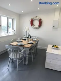 The Old Fisherman's Cottage - Image 3