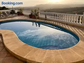 Large villa, great view with private swimming pool - Image 2