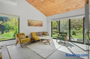 Ascutney Lofts - Modern Vermont Vacation Rentals - Image 1