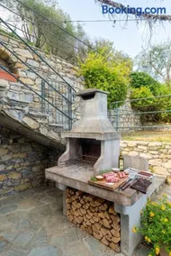 Villa with Pool e Jacuzzi Free Parking AC - Image 2