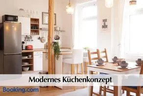 Helle Altbau FeWo mit Kingsize Bett, Smart-TV, Nobilia Küche - Nur ein kurzer Spaziergang in die Altstadt und zum Domplatz - Kostenlose Parkplätze in den umliegenden Straßen - Ausgewählte Tipps für Erfurt inklusive - Image 2