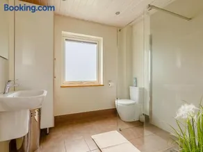 Twin Oaks - Image 4