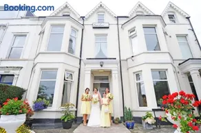 Ennislare House Guest Accommodation - Image 1