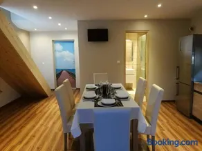 Room4U Apartment - Image 1