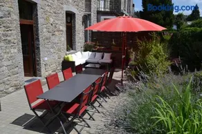 Au Plaisir - Image 1