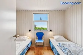 Well-Maintained Holiday Home With Sea View Close To Nature, The Beach And Ebeltoft - Image 4