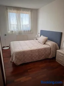 Piso Oroso No Camiño - Image 1
