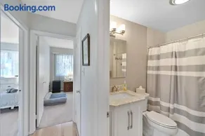 Pocono Pines, Lake Naomi 4 bedrooms, 2 full bath - Image 3