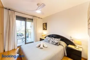 Apartamento en Av. de Francia y C.Artes y Ciencias - Image 1