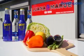 Luana Marue - Image 1