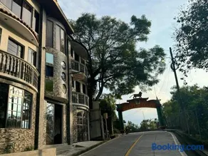 Hotel Luna - Image 1