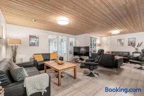 Renovated Thatched Pool House By The North Sea For 16 People - Image 4
