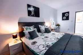 Luxury Riverside Apartment Băile Herculane - Image 2