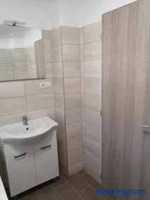 Kiss Apartman - Image 2