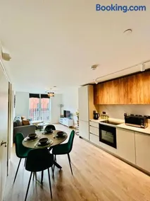 Birmingham City Centre, Luxury 1 Bed Apartment 45 - Free Parking - Image 5