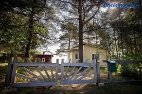 Old Finnish lakeside cottage with sauna - Image 2