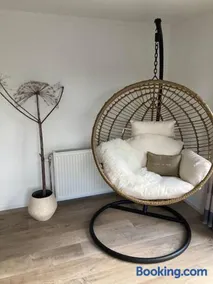 Luxe chalet met airco bij bos en zwemwater - Image 3