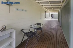 Four Sisters - Image 3