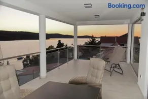 Villa Pina Tisno - Image 1