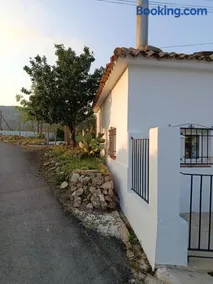 Casa El Cerrito, con fantástico patio con barbacoa y vistas a la montaña - Image 3