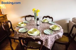 Butlers Quarters Apartment - Image 3