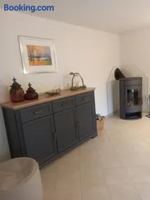 Schöne 77qm Wohnung in gehobener Lage direkt am Wald - Image 2