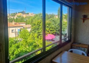 Studio douillet à Gréoux-les-Bains - 30 m² - Terrasse - Image 2