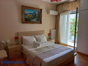 Olga's Studio - Image 1