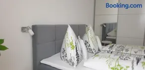Tópart Apartman - Image 5