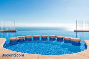 180-degrees sea view with pool - Image 3