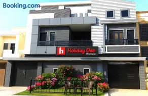 Holiday One Hotel & Suites - Expo Center - Image 1