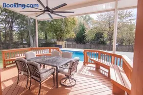 Pool and Hot Tub Oasis with Coastal Vibes Near AU - Image 2