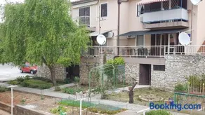 Apartments with a parking space Viskovici, Rasa - 14691 - Image 4