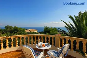 Casa Resa by Aguilarent - Image 3