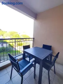Appartement avec parking en centre ville d'Uzès - Image 2