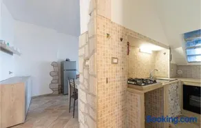 2 Bedroom Awesome Apartment In Giannella - Image 3