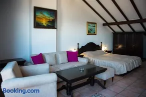 Victoria Hotel Nessebar - Image 3