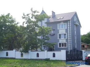 Chernivtsi Apartments - Image 3
