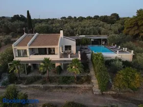 The Villa Amalia - Image 2