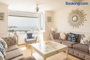 7 Bedroom House in Woolacombe - Sleeps 12 - Image 3