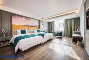 Dm kara Rus Hotel Muslim Street Branch - Image 3