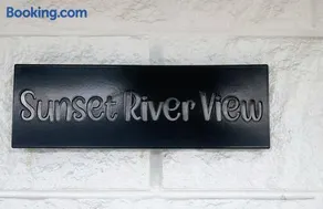 Sunset River View Private boat ramp jetty boat parking - Image 5