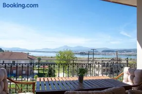 Lake House Ioannina - Image 3