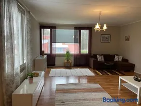 Poppeli Guest House - Image 2