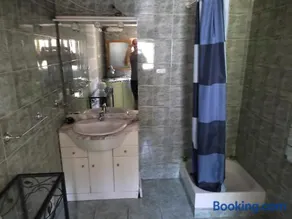 zenzela surf house - Image 2