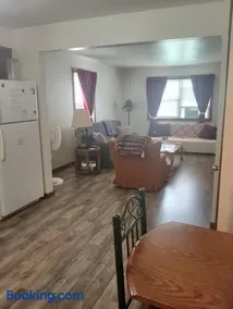Simple Stay - Image 1