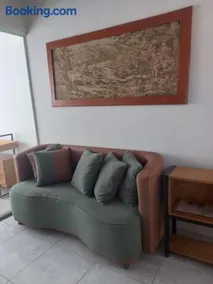 Apartamento Confortável com Garagem e internet - Image 3